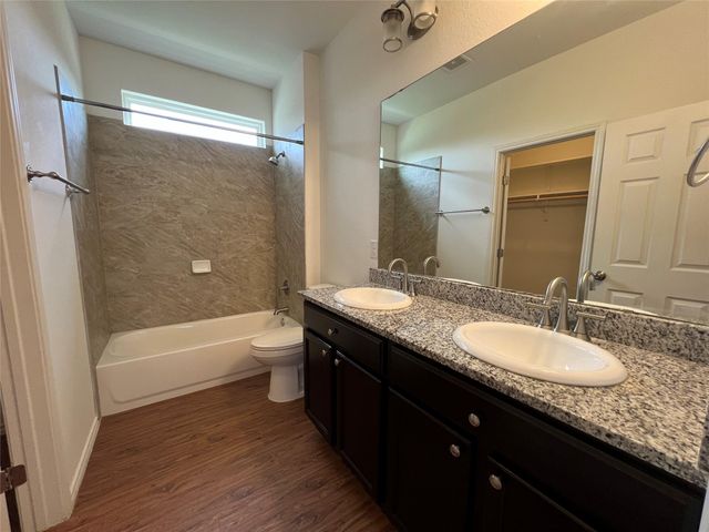 805 Hallie CV, Lockhart, TX 78644