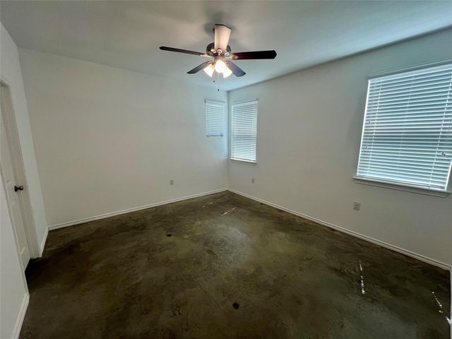 805 Hallie CV, Lockhart, TX 78644