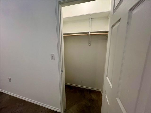 805 Hallie CV, Lockhart, TX 78644