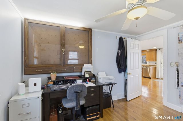 933 E Broadway, Milford, CT 06460