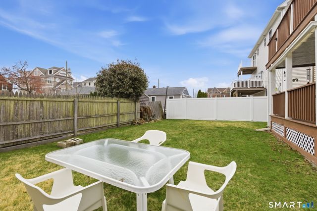 933 E Broadway, Milford, CT 06460