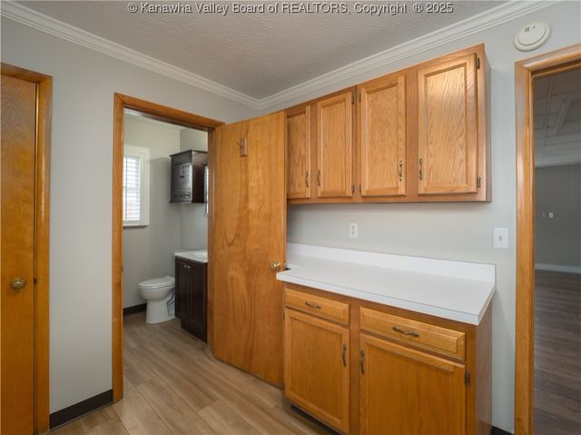 2915 Virginia Avenue, Hurricane, WV 25526