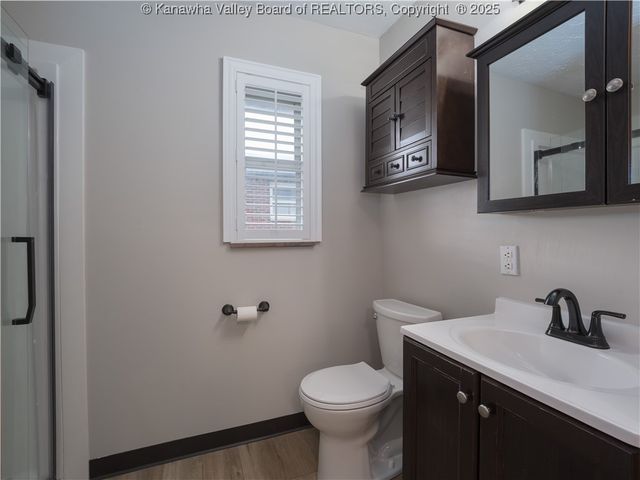 2915 Virginia Avenue, Hurricane, WV 25526