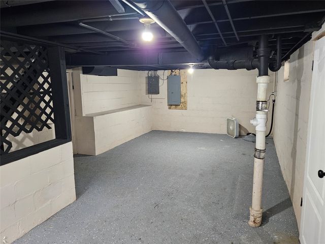 4115 51st Street, Des Moines, IA 50310