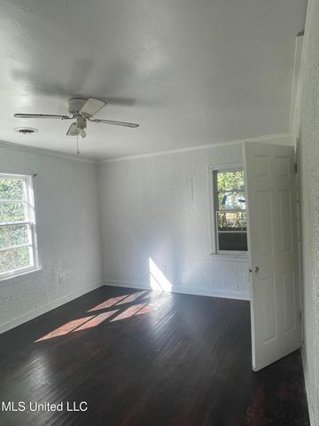 2826 Donaldson Drive, Jackson, MS 39212