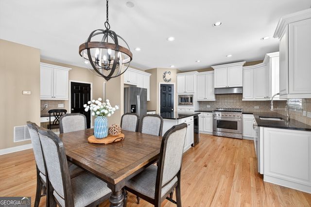 4207 Wyndam Hill Drive, Suwanee, GA 30024