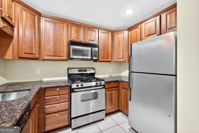 4207 Wyndam Hill Drive, Suwanee, GA 30024