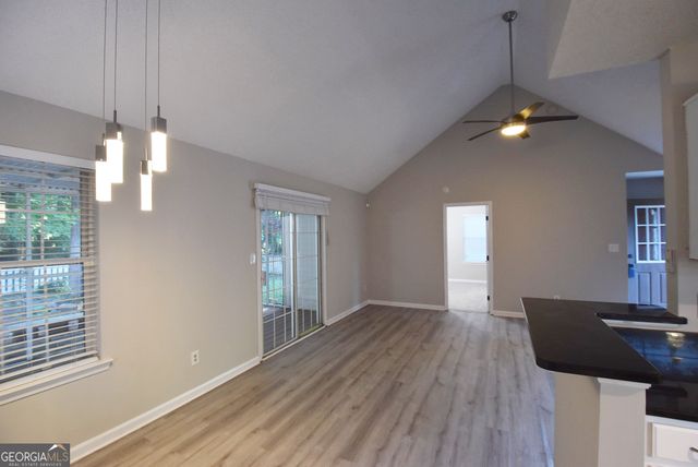 571 N Fairfield Drive, Peachtree City, GA 30269