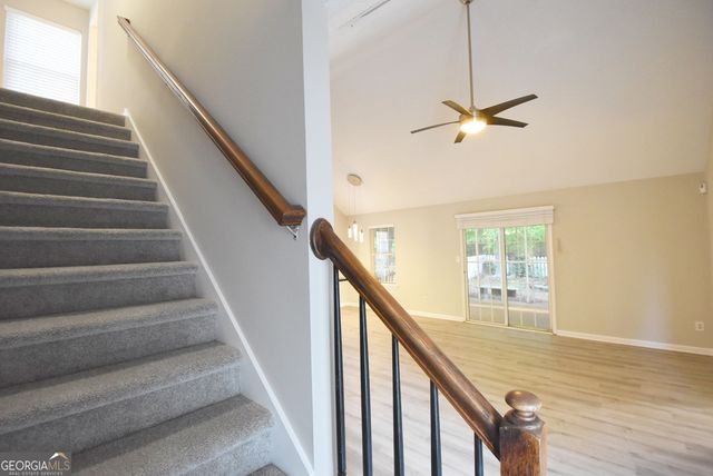 571 N Fairfield Drive, Peachtree City, GA 30269