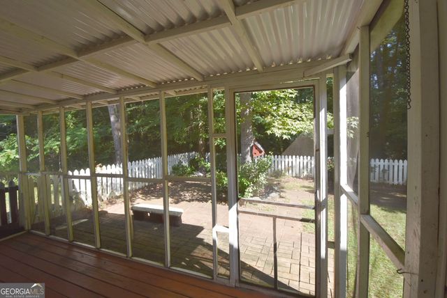 571 N Fairfield Drive, Peachtree City, GA 30269