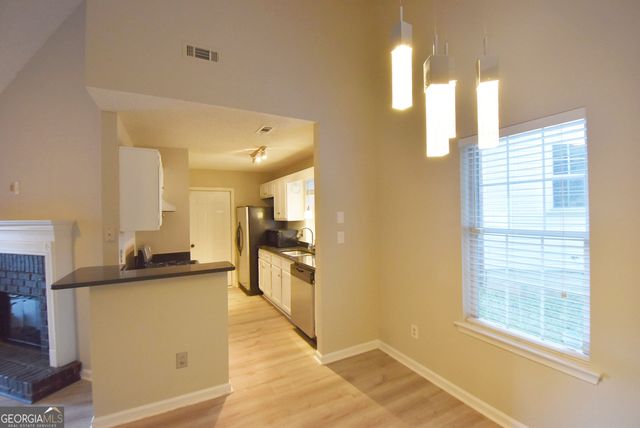 571 N Fairfield Drive, Peachtree City, GA 30269