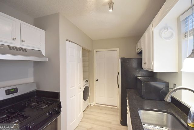 571 N Fairfield Drive, Peachtree City, GA 30269