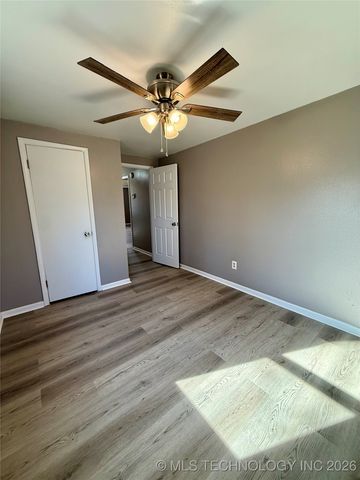 204 N Garrison Avenue, Fort Gibson, OK 74434