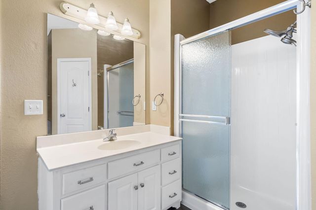 3857 N Sheedy Avenue, Springfield, MO 65803