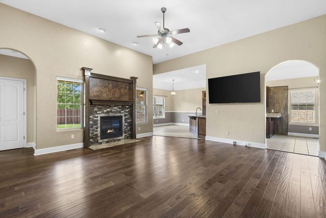 3857 N Sheedy Avenue, Springfield, MO 65803