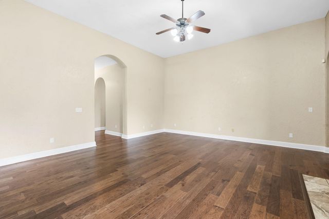 3857 N Sheedy Avenue, Springfield, MO 65803