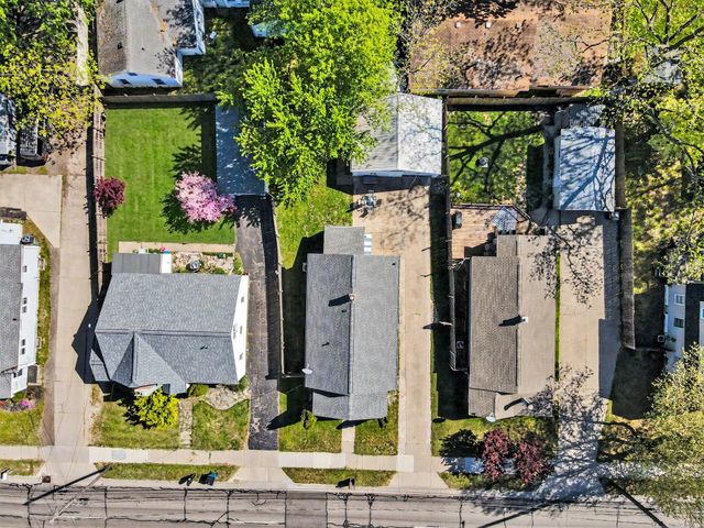 116 32nd Street SE, Wyoming, MI 49548