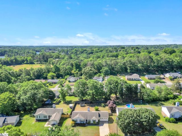 110 Apollo Avenue, Greer, SC 29651