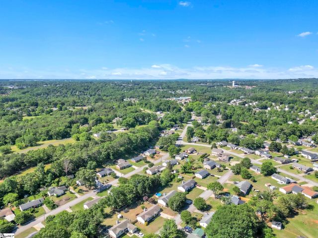 110 Apollo Avenue, Greer, SC 29651