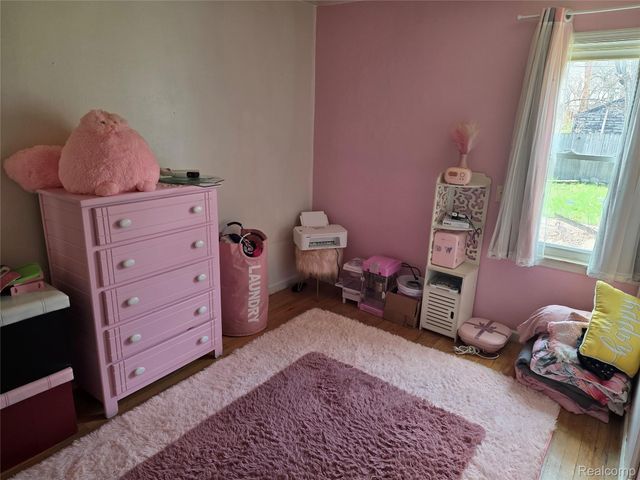 19491 Ilene Street, Detroit, MI 48221