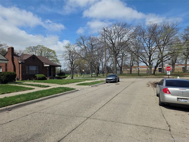 19491 Ilene Street, Detroit, MI 48221
