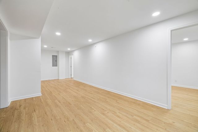 421 Shelby St, Clarksville, TN 37042