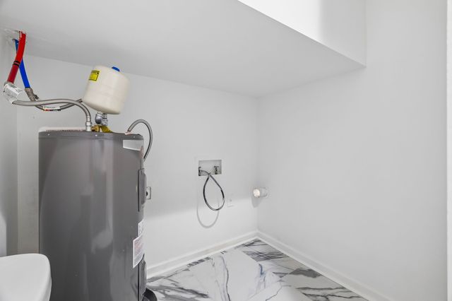 421 Shelby St, Clarksville, TN 37042