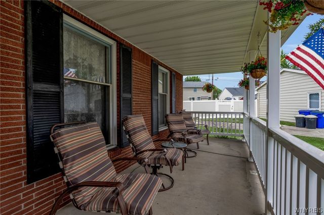 76 Villa Maria Road, West Seneca, NY 14224