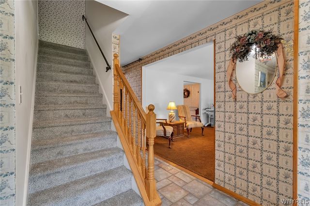 76 Villa Maria Road, West Seneca, NY 14224