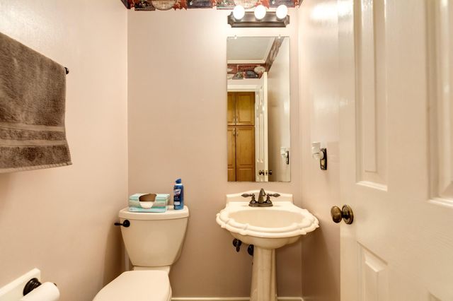 2205 Lady Leslie Lane, Pearland, TX 77581