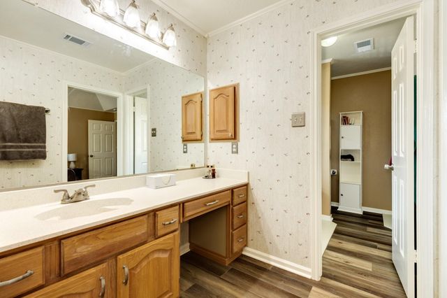 2205 Lady Leslie Lane, Pearland, TX 77581