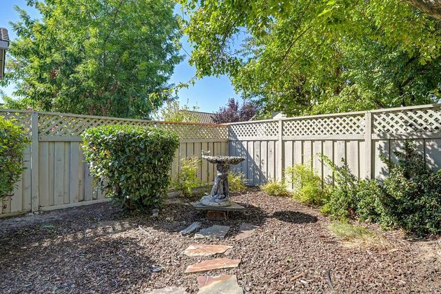 4107 Sylvan Glen Ln, Roseville, CA 95747