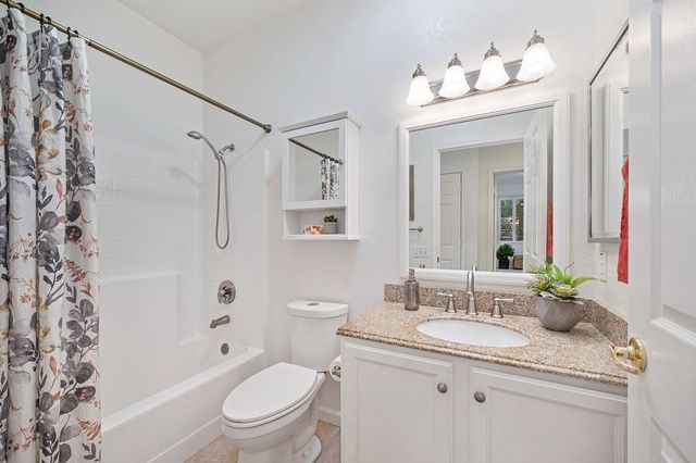 4107 Sylvan Glen Ln, Roseville, CA 95747