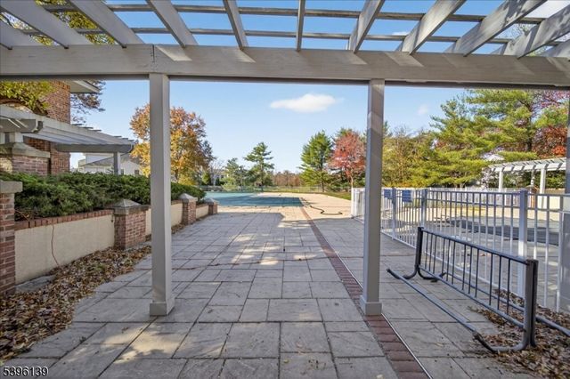 306 Trinity Ct 12, West Windsor Twp., NJ 08540