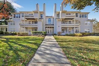 306 Trinity Ct 12, West Windsor Twp., NJ 08540