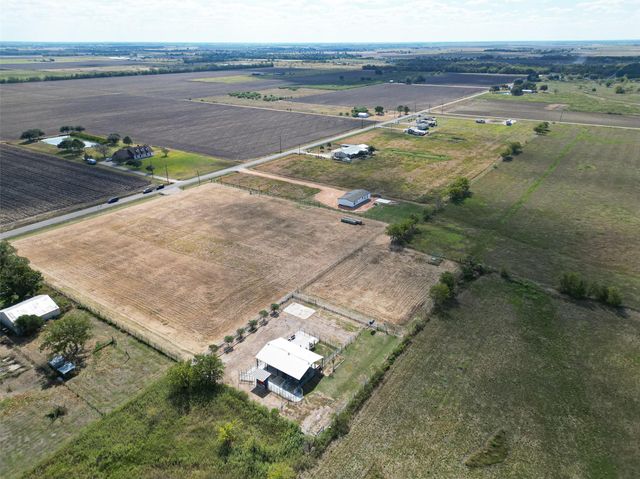 1023 Williams Road, East Bernard, TX 77435