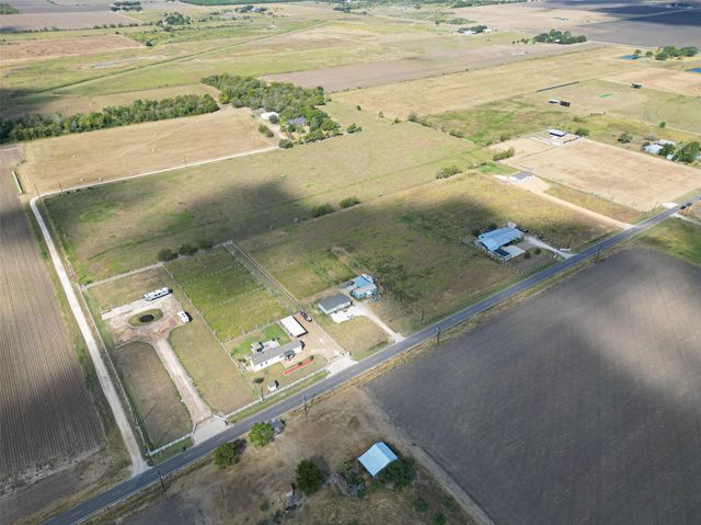 1023 Williams Road, East Bernard, TX 77435