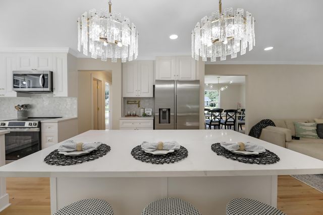 122 Pinewood Drive, Moncks Corner, SC 29461