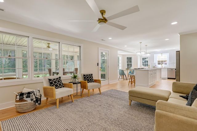 122 Pinewood Drive, Moncks Corner, SC 29461