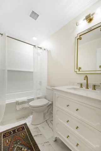 122 Pinewood Drive, Moncks Corner, SC 29461