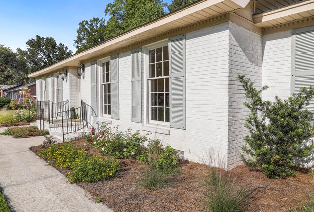 122 Pinewood Drive, Moncks Corner, SC 29461