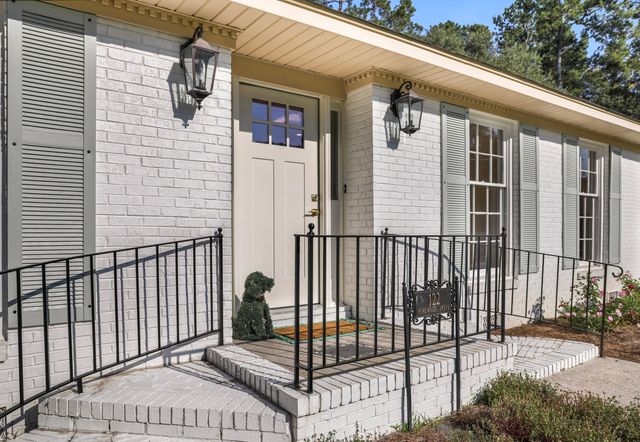 122 Pinewood Drive, Moncks Corner, SC 29461