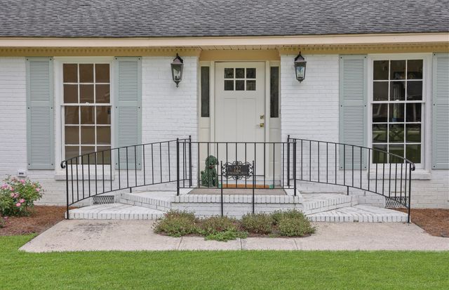 122 Pinewood Drive, Moncks Corner, SC 29461