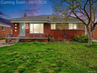 25334 Barbara Street, Roseville, MI 48066