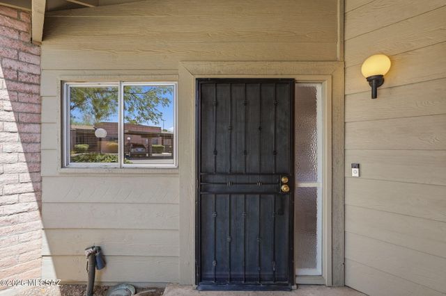 4315 E Presidio Road, Tucson, AZ 85712