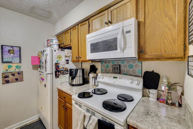 305 W Clifton Avenue, North Augusta, SC 29841