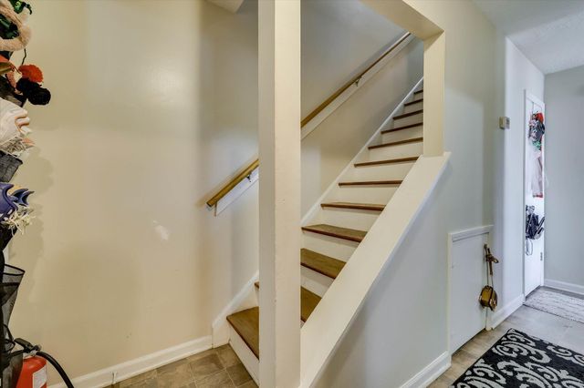 305 W Clifton Avenue, North Augusta, SC 29841