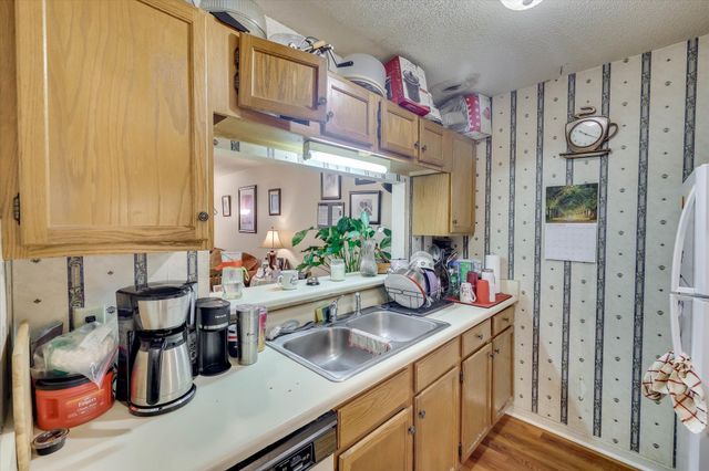 305 W Clifton Avenue, North Augusta, SC 29841