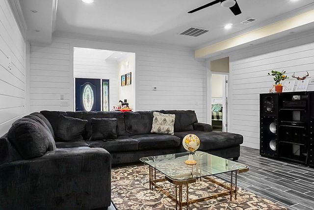 3257 Pinewood Drive, Ladson, SC 29456
