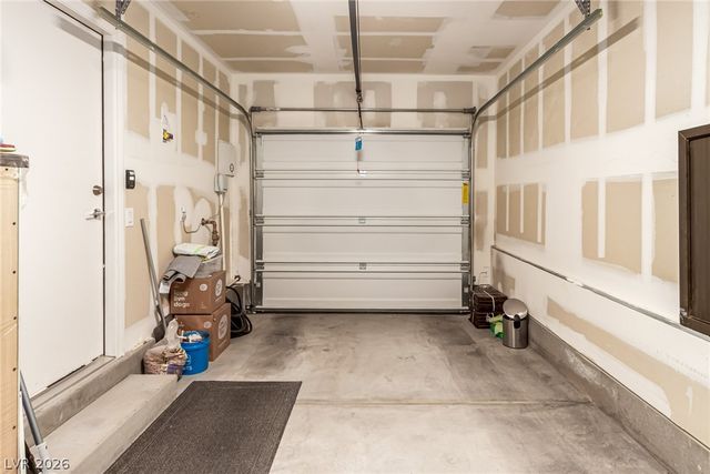 2829 Champagne Gold Avenue, North Las Vegas, NV 89086